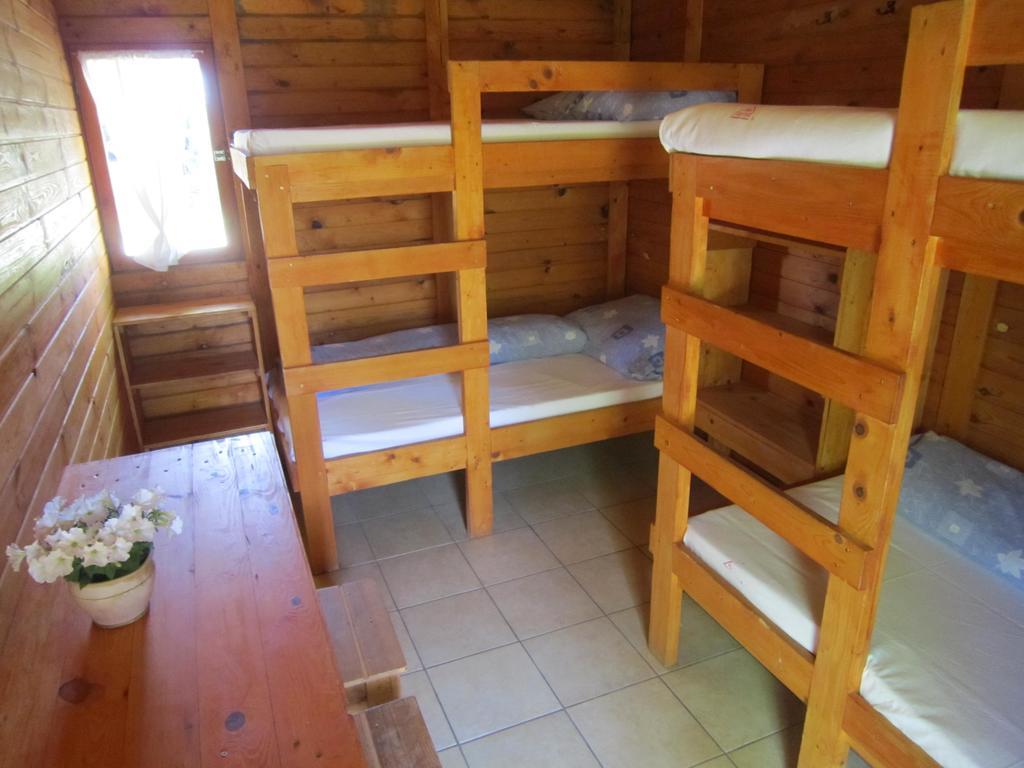 فندق Nyirfaliget Lovaskemping Es Turistahaz Nyíregyháza المظهر الخارجي الصورة